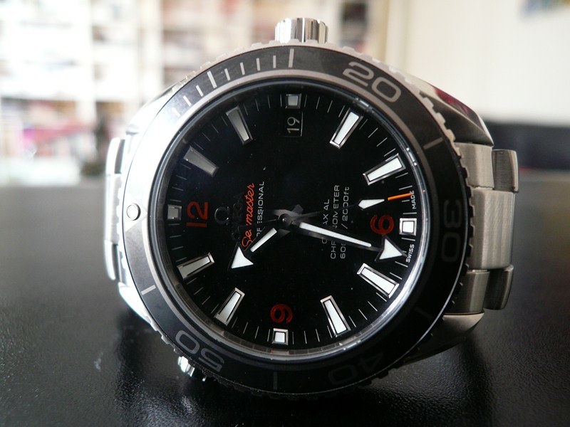 OMEGA SEAMASTER PLANET OCEAN 42 LUNETTE CERAMIQUE
 	 
