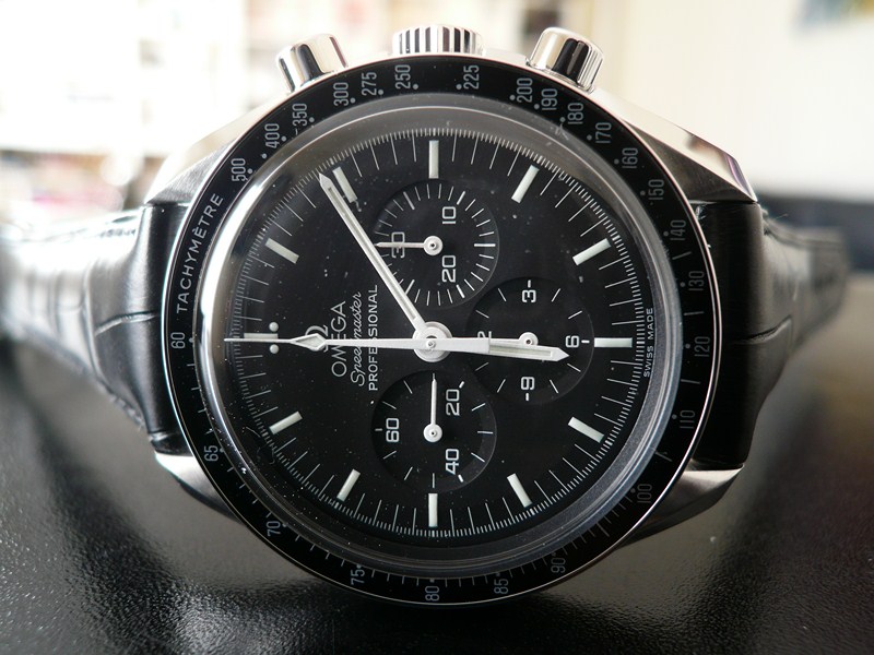 OMEGA SPEEDMASTER MOONWATCH
 	 
