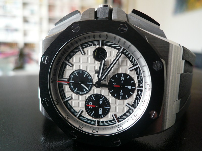 AUDEMARS PIGUET ROYAL OAK OFFSHORE 44mm
 	 
