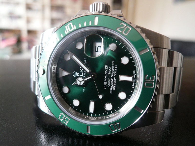 ROLEX SUBMARINER DATE CERAMIQUE LUNETTE VERTE
 	 
