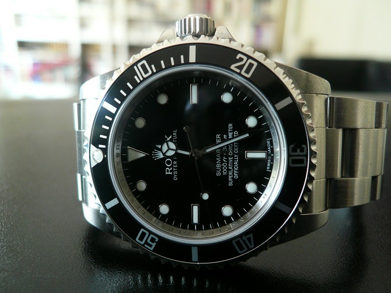 ROLEX SUBMARINER
 	 
