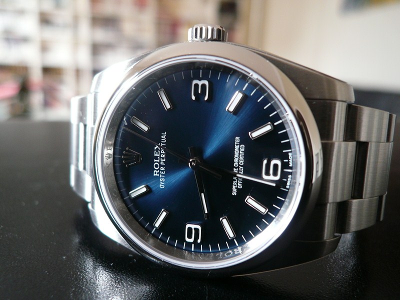 ROLEX OYSTER PERPETUAL
 	 
