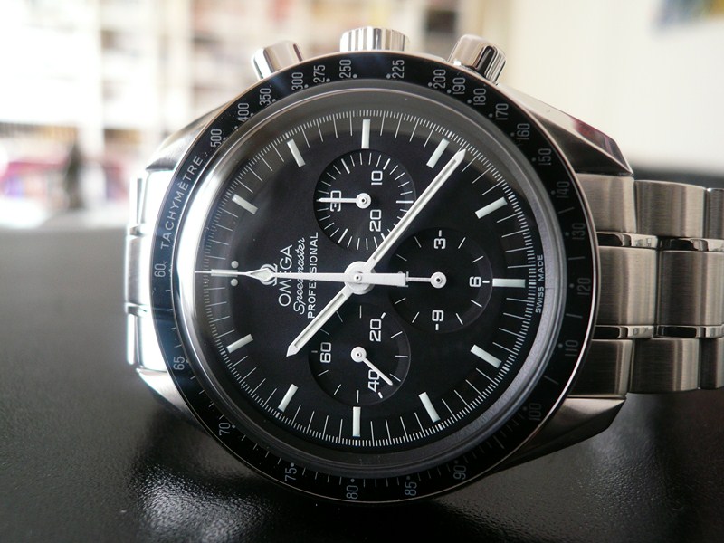 OMEGA SPEEDMASTER MOONWATCH
 	 
