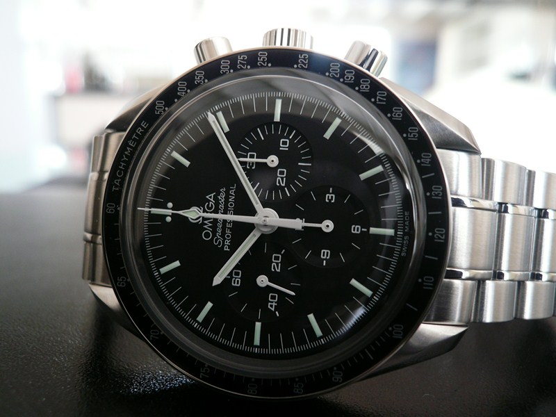 OMEGA SPEEDMASTER MOONWATCH
 	 
