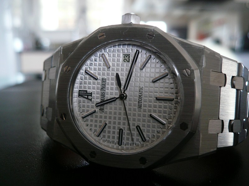 AUDEMARS PIGUET ROYAL OAK AUTOMATIC
 	 
