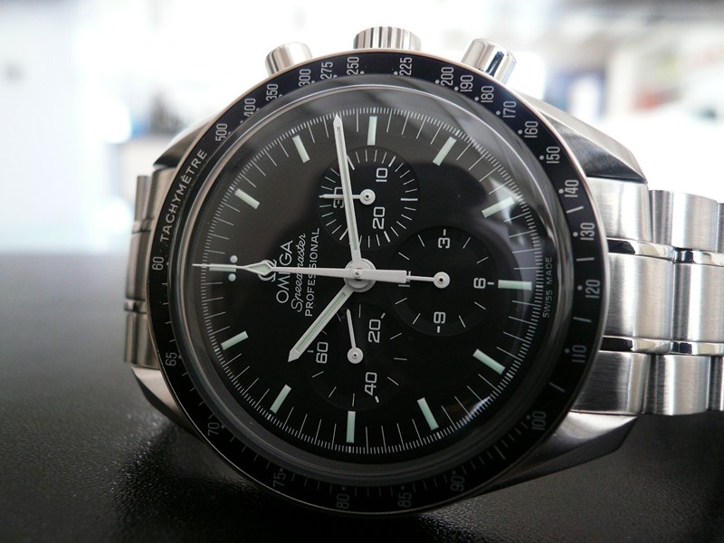 OMEGA SPEEDMASTER MOONWATCH
 	 
