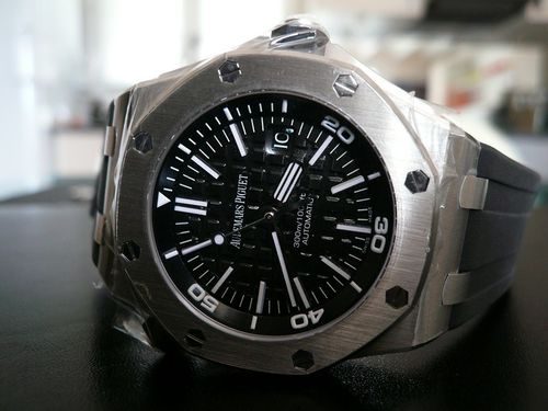 AUDEMARS PIGUET ROYAL OAK OFFSHORE DIVER