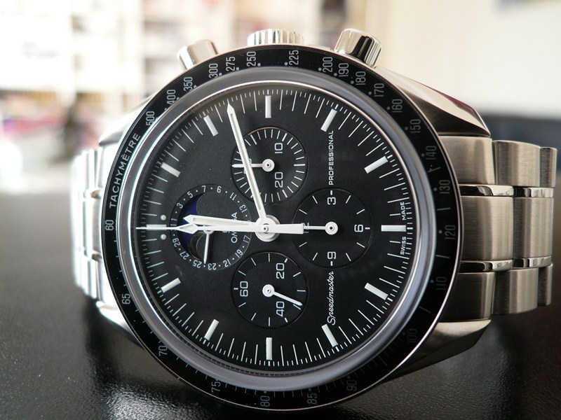 OMEGA SPEEDMASTER MOONWATCH MOONPHASE
 	 
