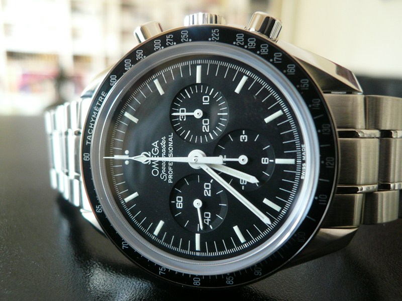 OMEGA SPEEDMASTER MOONWATCH
 	 
