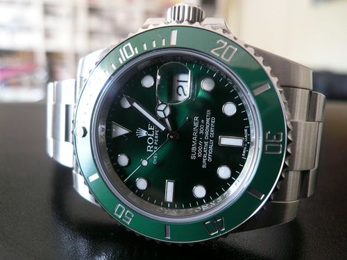 ROLEX SUBMARINER DATE CERAMIQUE LUNETTE VERTE