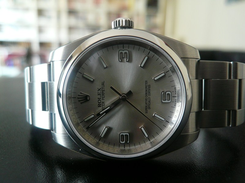 ROLEX OYSTER PERPETUAL
 	 
