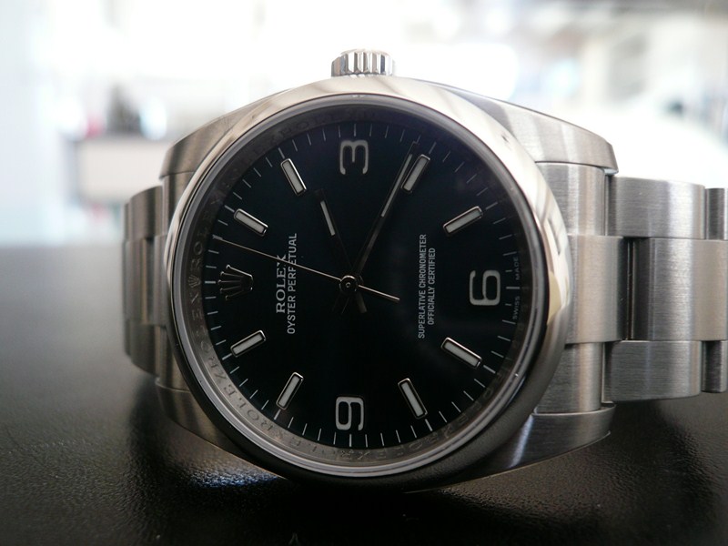 ROLEX OYSTER PERPETUAL
 	 
