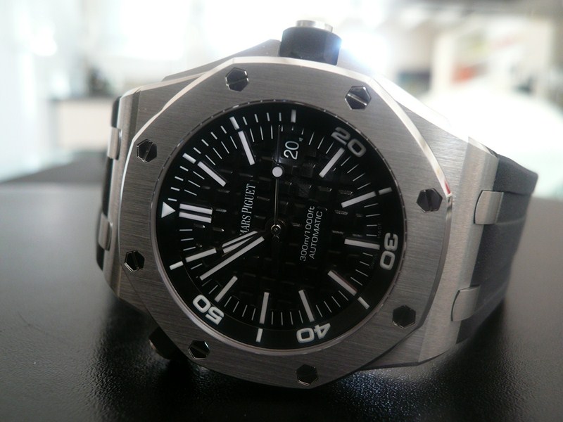 AUDEMARS PIGUET ROYAL OAK OFFSHORE DIVER
 	 
