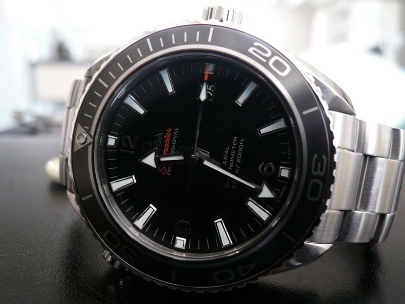 OMEGA SEAMASTER PLANET OCEAN 45,5 LUNETTE CERAMIQUE
 	 
