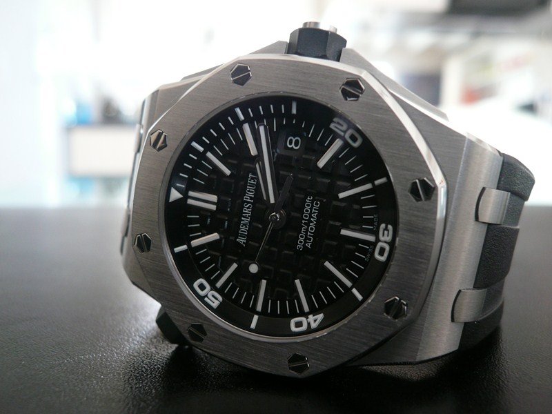 AUDEMARS PIGUET ROYAL OAK OFFSHORE DIVER
 	 
