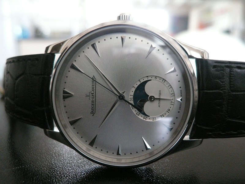 JAEGER LECOULTRE MASTER ULTRA THIN MOON 39
 	 
