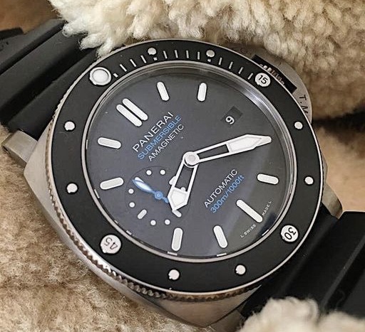 PANERAI LUMINOR SUBMERSIBLE 1950 AMAGNETIC