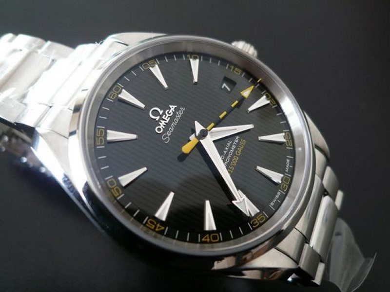 photo n°2 : OMEGA SEAMASTER AQUA TERRA >15'000 GAUSS