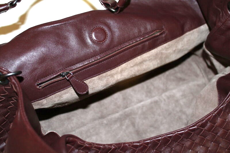 photo n°5 : BOTTEGA VENETA INTRECCIATO MODEL CAMPANA HANDBAG