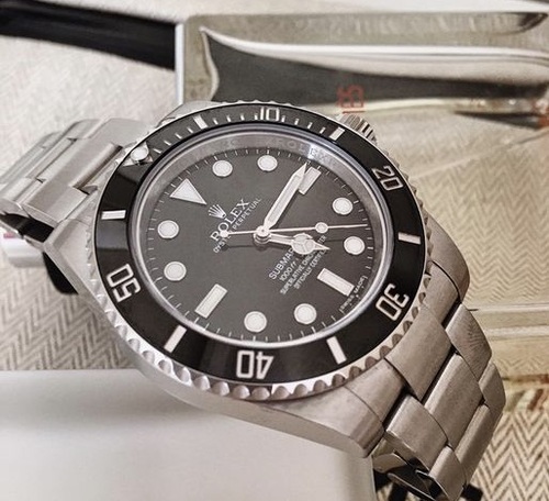 ROLEX SUBMARINER
