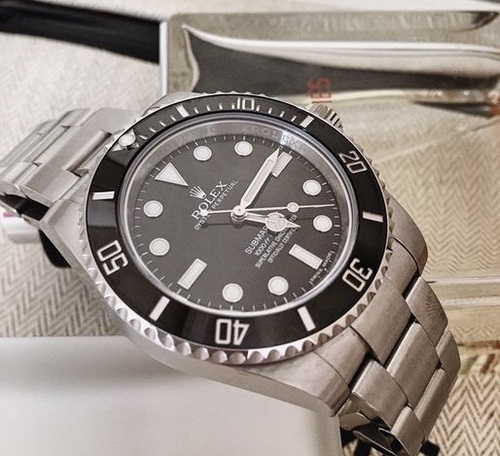 ROLEX SUBMARINER