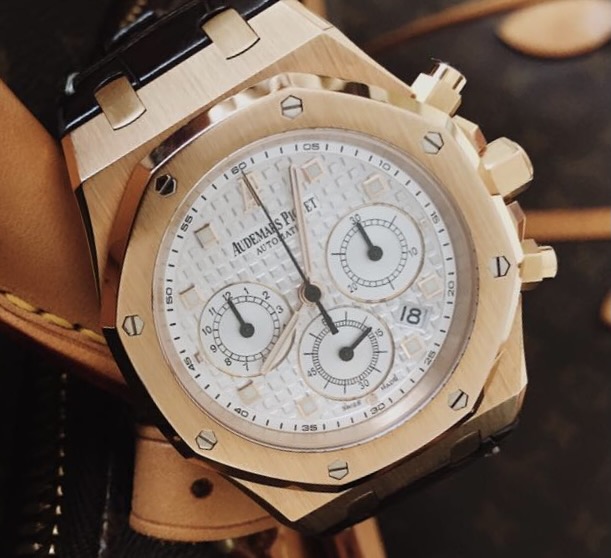 AUDEMARS PIGUET ROYAL OAK CHRONOGRAPH