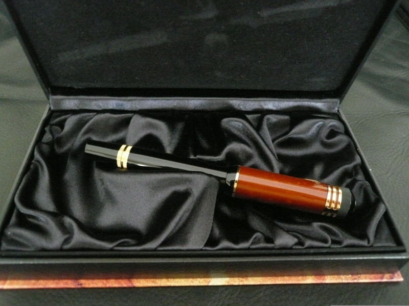 photo n°5 : MONTBLANC FOUNTAIN PEN FRIEDRICH SCHILLER