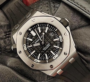AUDEMARS PIGUET ROYAL OAK DIVER