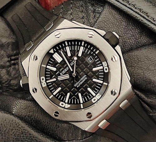 AUDEMARS PIGUET ROYAL OAK DIVER