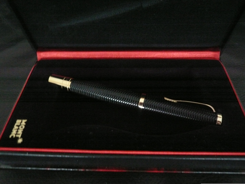 photo n°5 : MONTBLANC STYLO PLUME VIRGINIA WOOLF