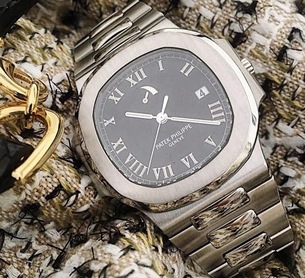 PATEK PHILIPPE NAUTILUS