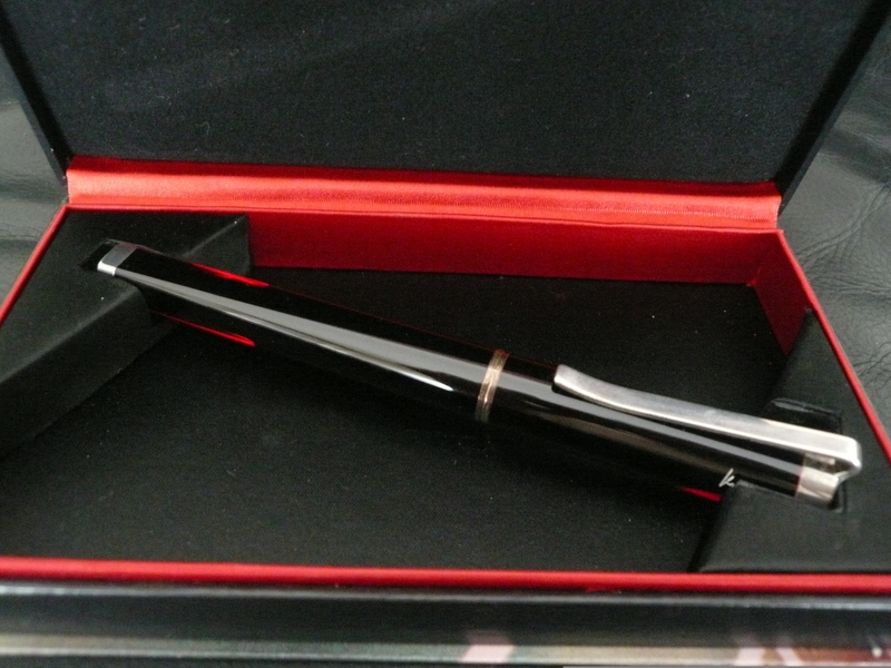 photo n°5 : MONTBLANC STYLO PLUME FRANZ KAFKA