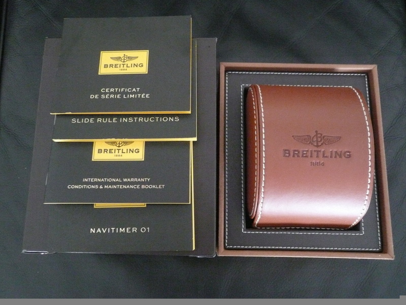 photo n°5 : BREITLING NAVITIMER 01 STRATOS LIMITED EDITION