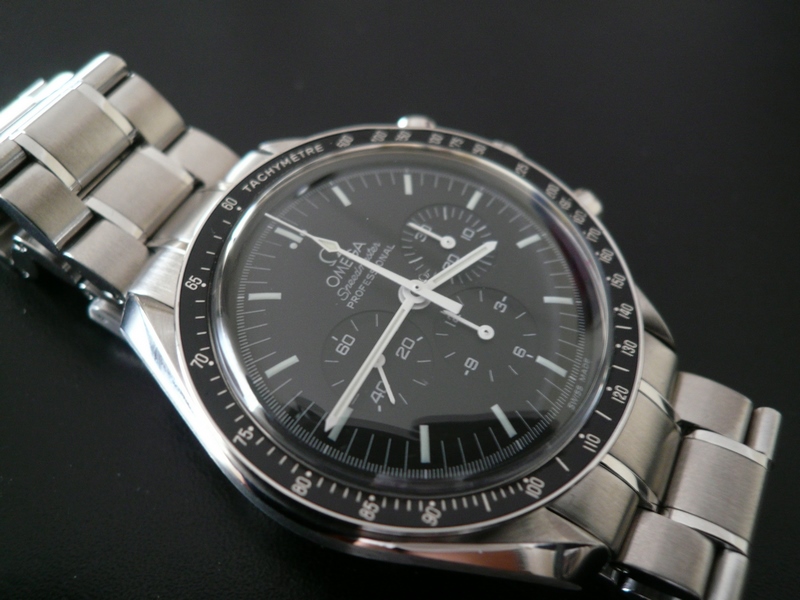 photo n°2 : OMEGA SPEEDMASTER MOONWATCH