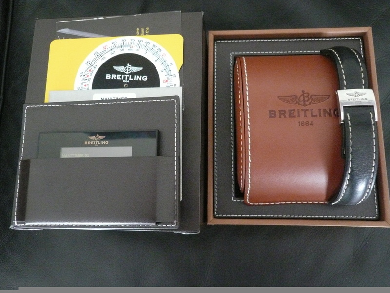 photo n°4 : BREITLING NAVITIMER 01 STRATOS LIMITED EDITION