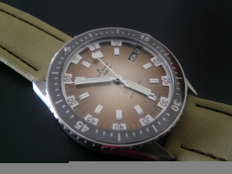 photo n°3 : BLANCPAIN FIFTY FATHOMS BATHYSCAPHE LIMITED SERIES DESERT