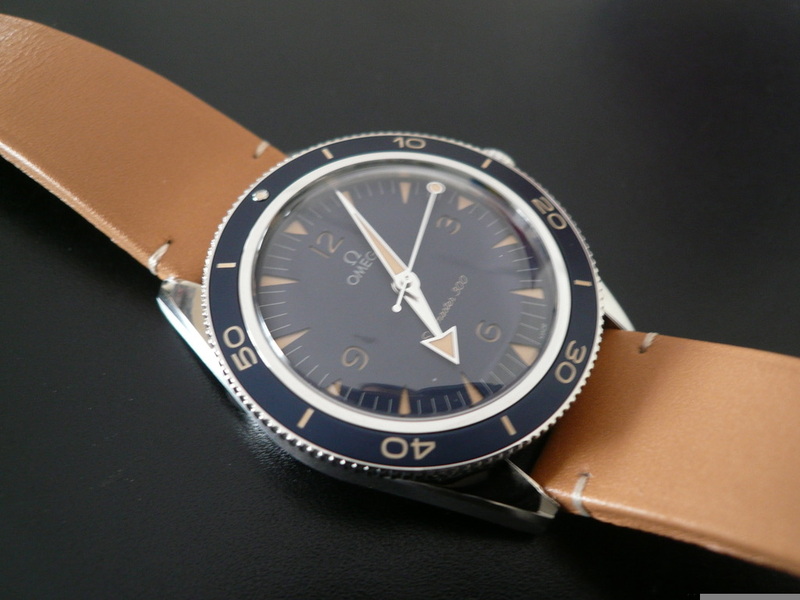 photo n°2 : OMEGA SEAMASTER 300 MASTER CO-AXIAL