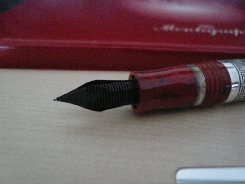 photo n°3 : MONTEGRAPPA STYLO PLUME ROMA AETERNA