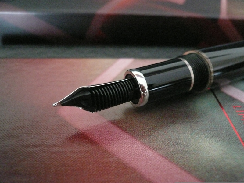 photo n°3 : MONTBLANC STYLO PLUME FRANZ KAFKA