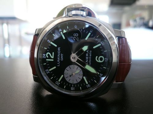 PANERAI LUMINOR GMT