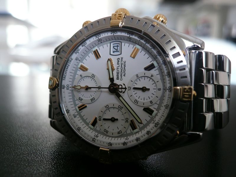 BREITLING CHRONOMAT 2000
 	 
