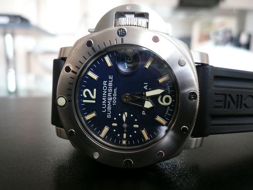 PANERAI LUMINOR SUBMERSIBLE 1000 M