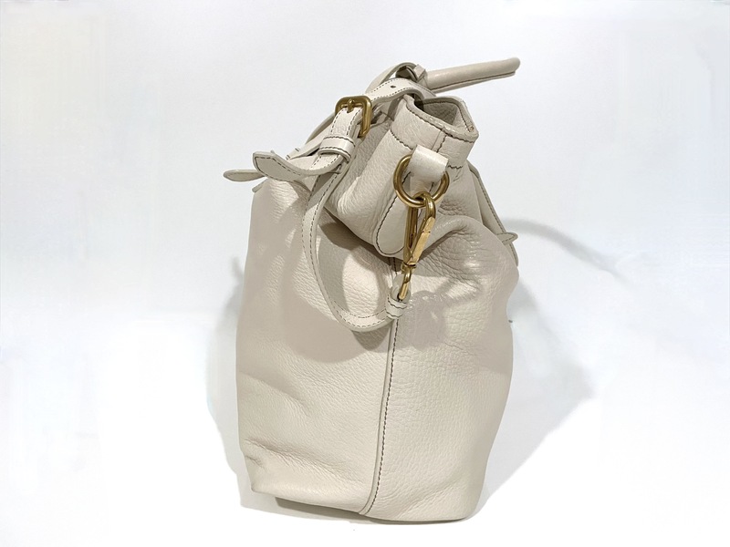 photo n°3 : PRADA SAC A MAIN EN CUIR