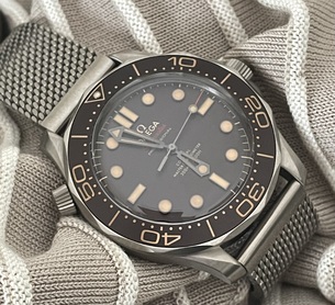 OMEGA SEAMASTER DIVER 300M '007 NO TIME TO DIE'