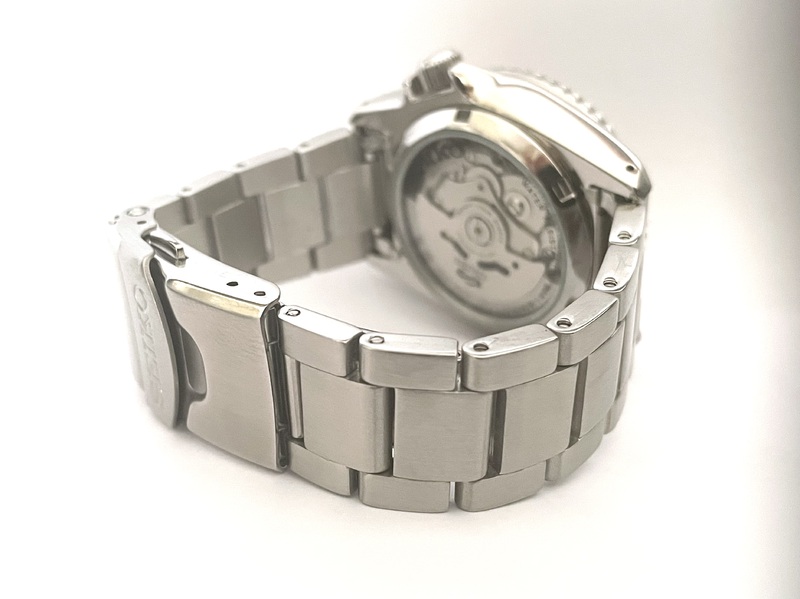 photo n°4 : SEIKO 5 SPORTS