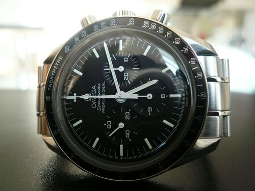 OMEGA SPEEDMASTER MOONWATCH