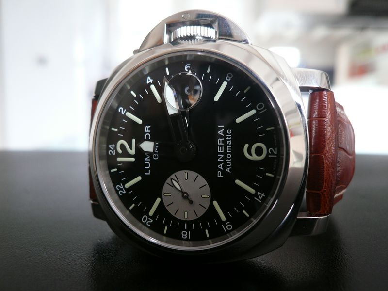 PANERAI LUMINOR GMT
 	 
