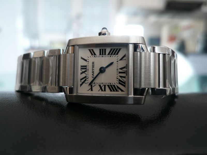 CARTIER TANK FRANCAISE PM
 	 
