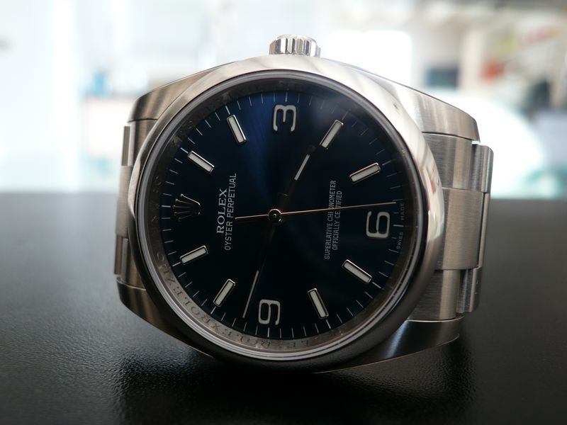 ROLEX OYSTER PERPETUAL
 	 
