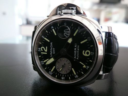 PANERAI LUMINOR GMT